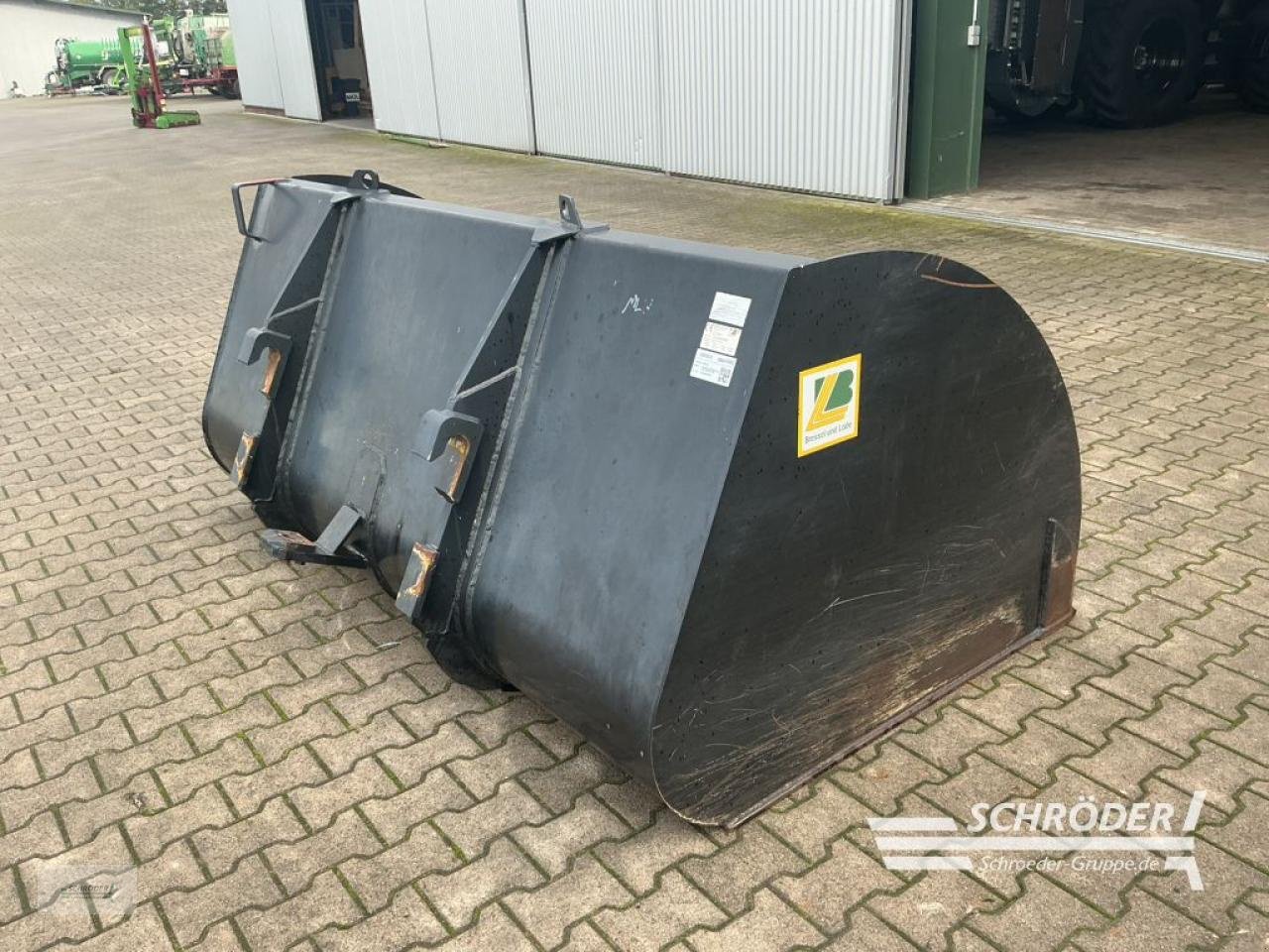 Sonstige Industriemaschinen of the type Bressel & Lade GROßVOLUMENSCHAUFEL L 2,40 M | MERLO ZM2, Gebrauchtmaschine in Lastrup (Picture 2)